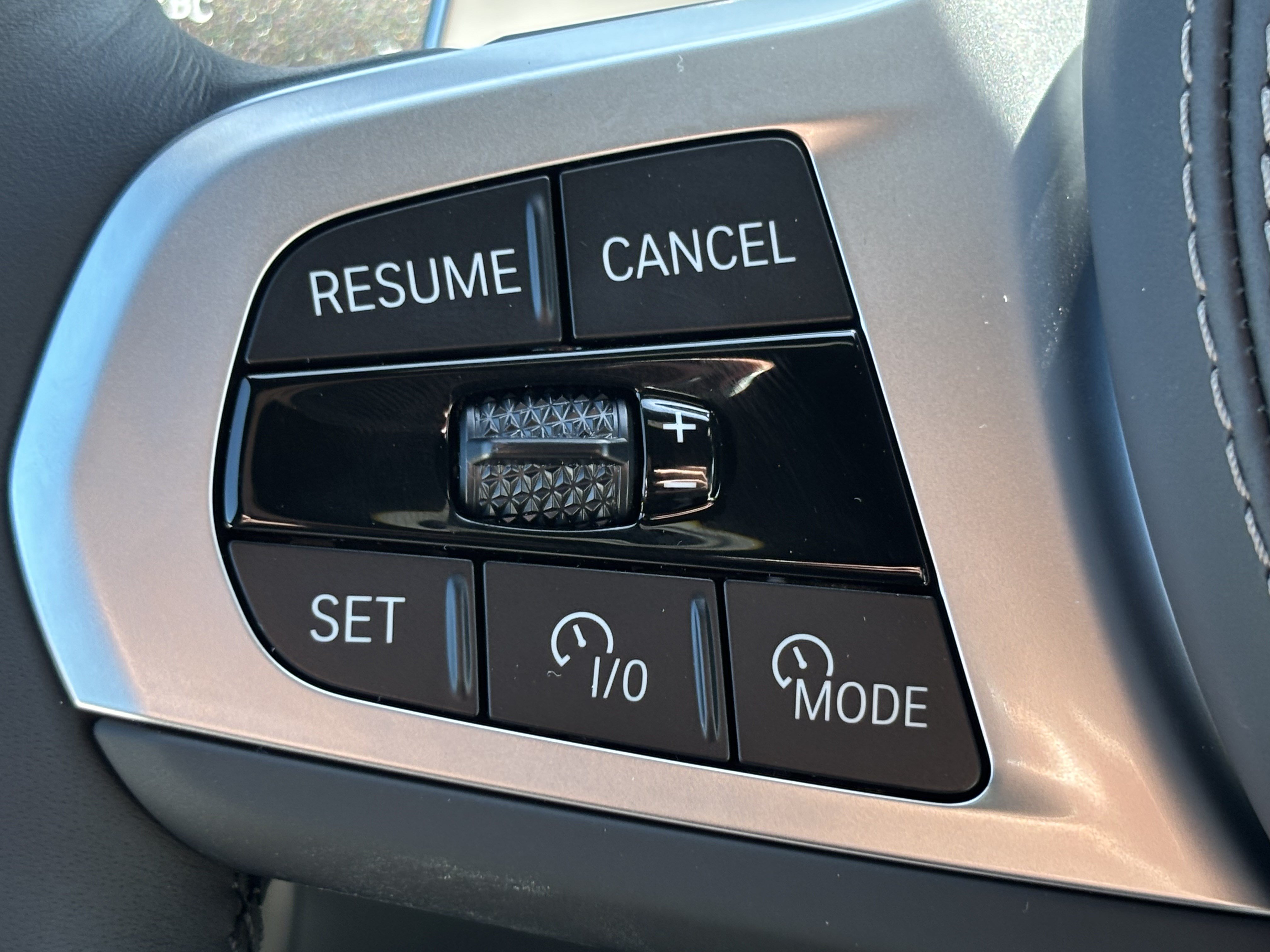 Used 2026 BMW X7 xDrive40i w/ M Sport Package AWD/4WD image 20