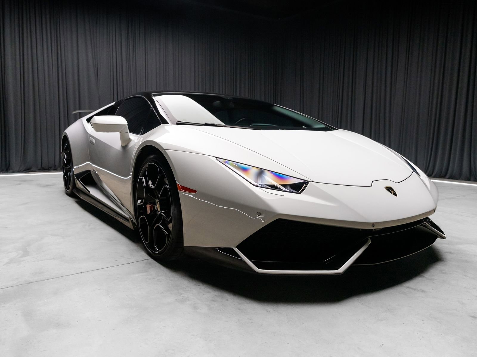 Used 2016 Lamborghini Huracan LP 610-4 AWD/4WD image 18