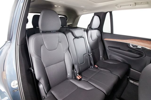 Certified 2025 Volvo XC90 B6 Plus w/ Protection Package Premier AWD/4WD image 21
