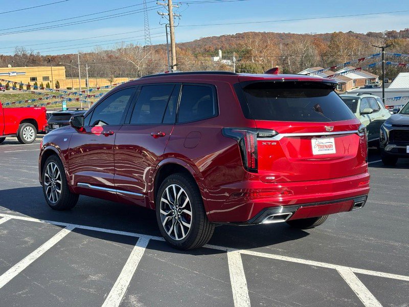 Used 2024 Cadillac XT6 Sport w/ Technology Package image 6