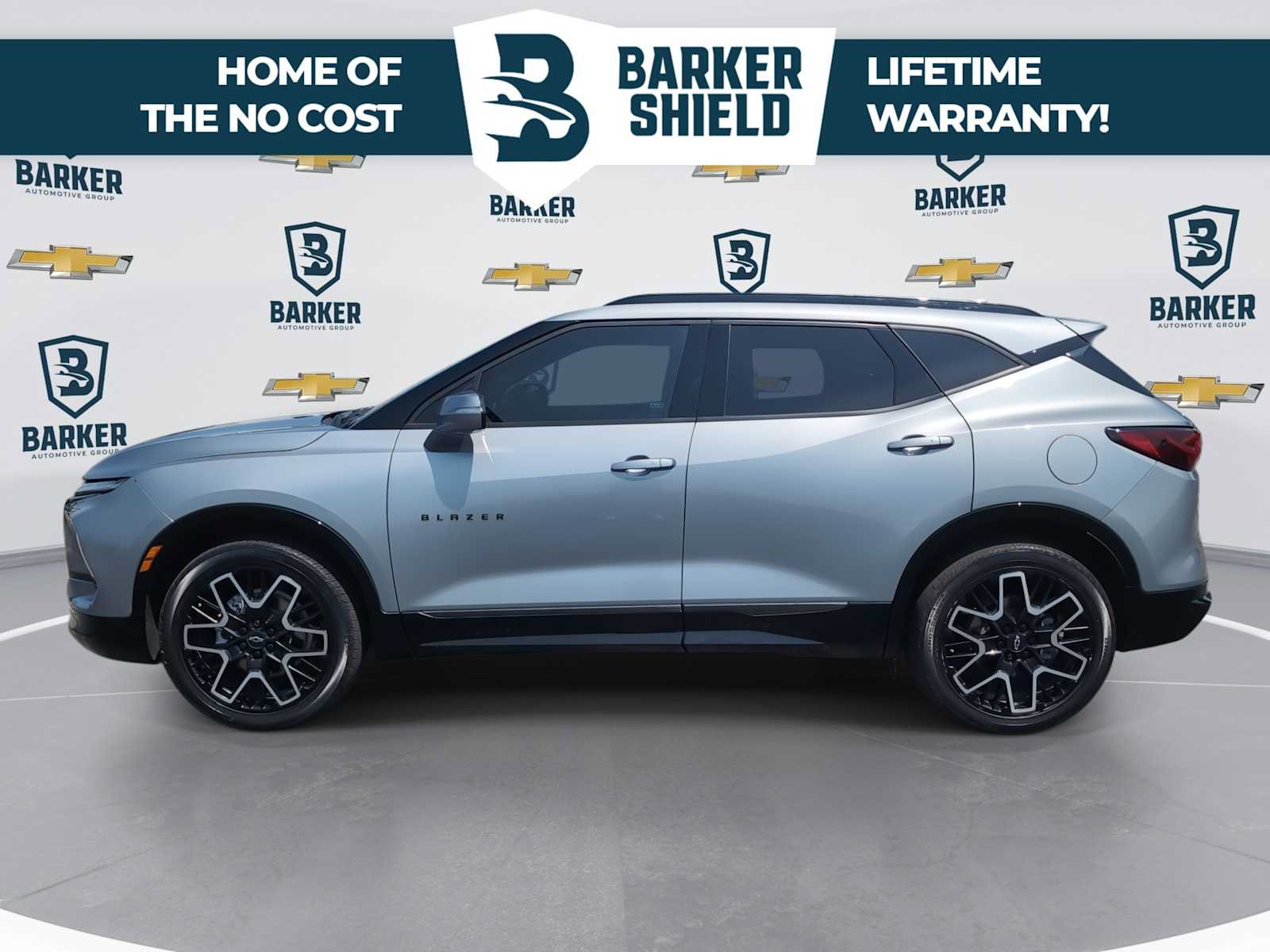 Used 2023 Chevrolet Blazer RS w/ Driver Confidence II Package FWD image 5