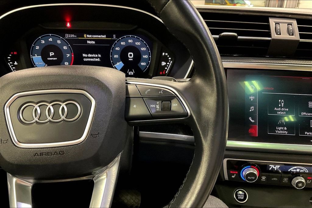 Used 2022 Audi Q3 2.0T Premium Plus image 12