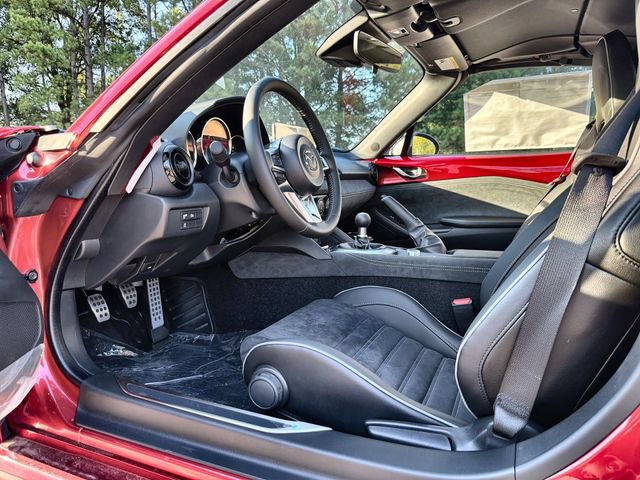 New 2026 MAZDA MX-5 Miata RF Club w/ Interior Package RWD image 12