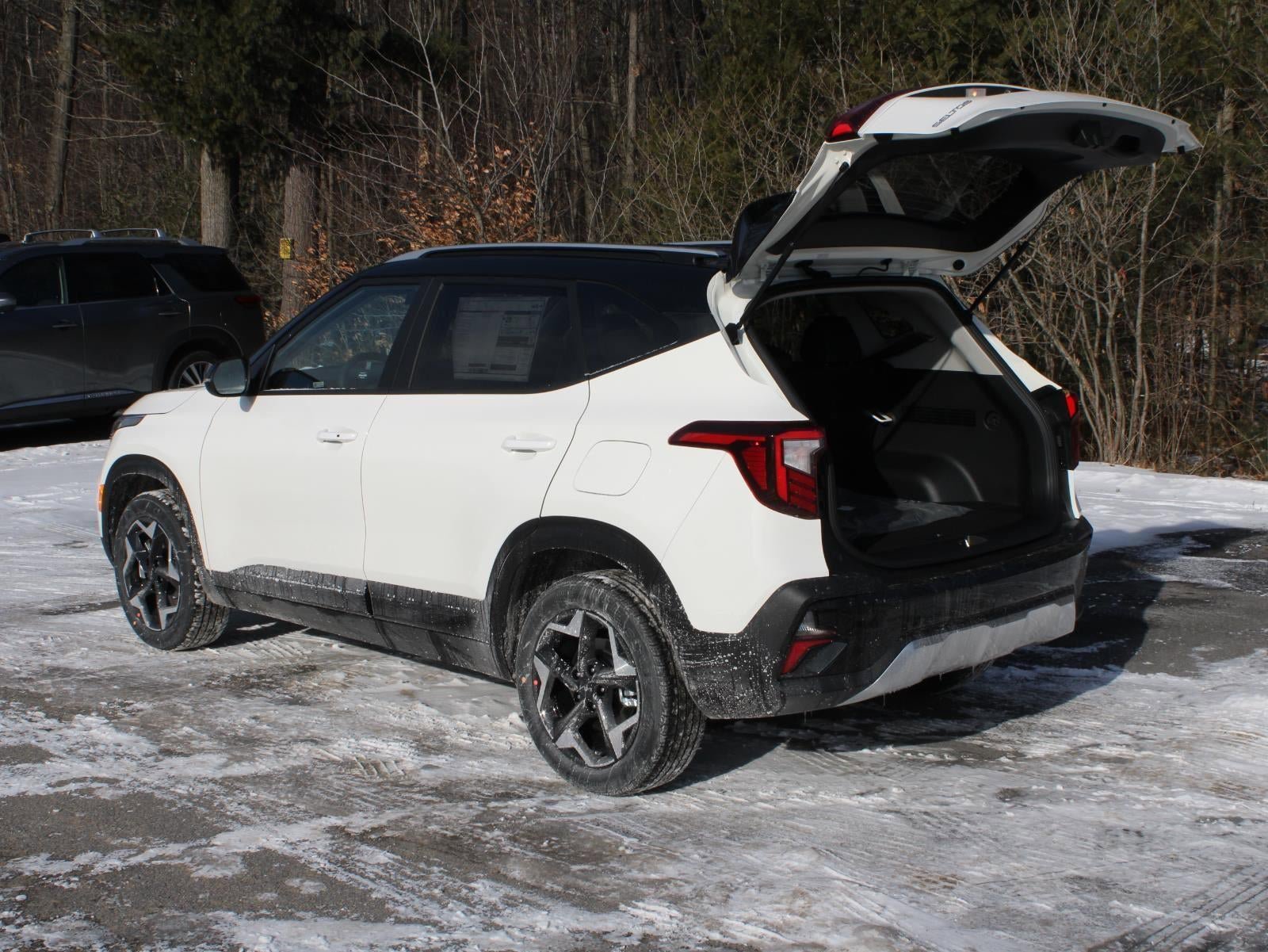 New 2026 Kia Seltos S image 7