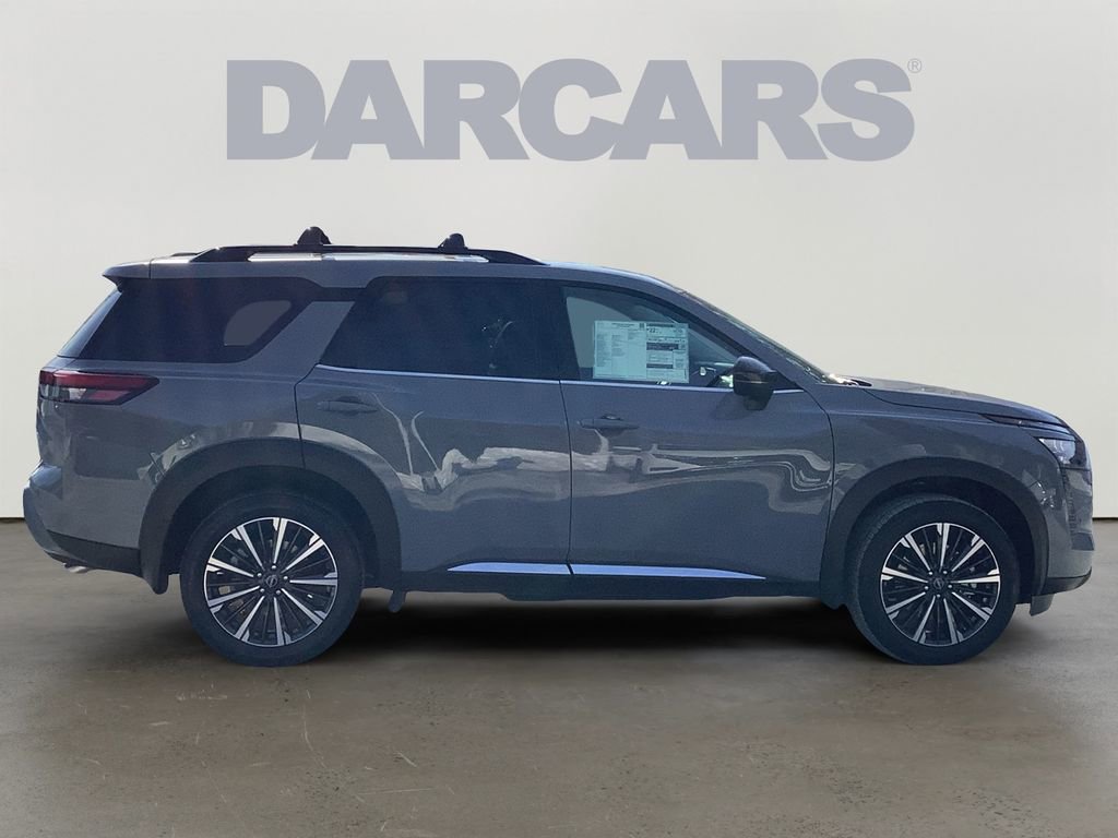 New 2026 Nissan Pathfinder Platinum w/ Cargo Package AWD/4WD image 8