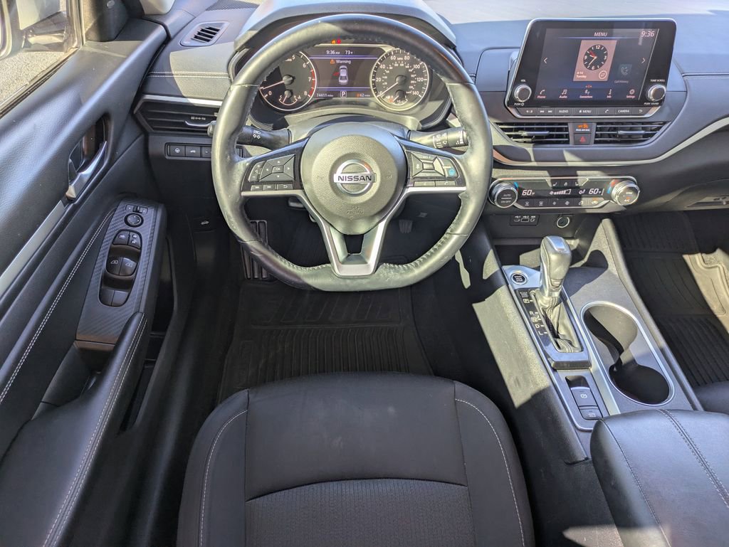 Used 2019 Nissan Altima 2.5 SV image 16