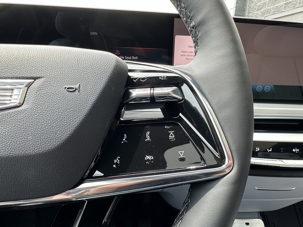 New 2025 Cadillac Lyriq Sport w/ LPO, Floor Liner Package AWD/4WD image 22