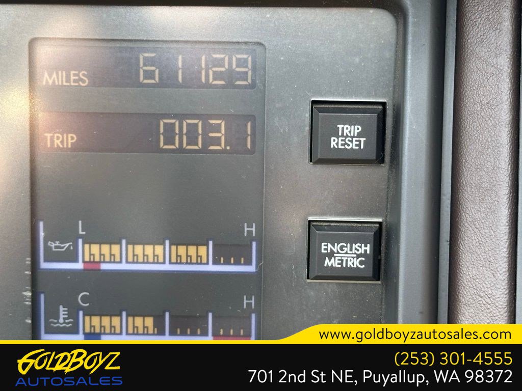 Used 1989 Cadillac Allante FWD image 33