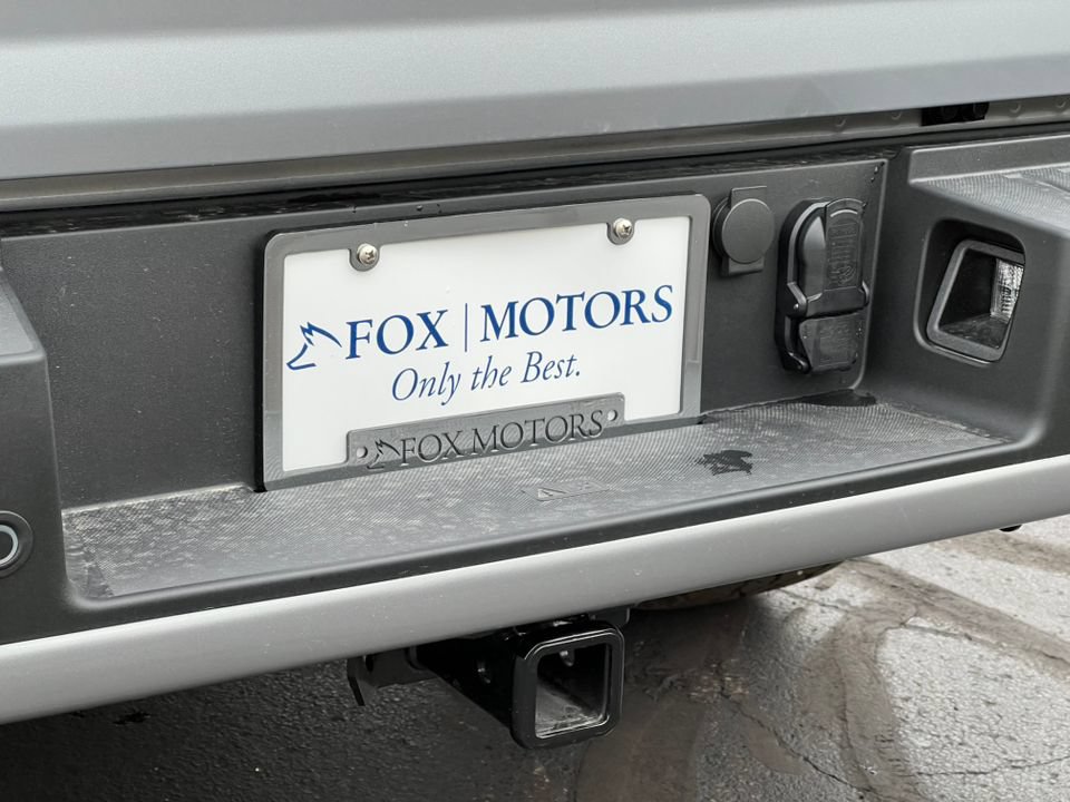 Used 2025 Ford F150 XLT w/ Equipment Group 302A MID AWD/4WD image 7