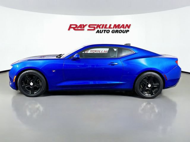 Used 2018 Chevrolet Camaro LT image 4