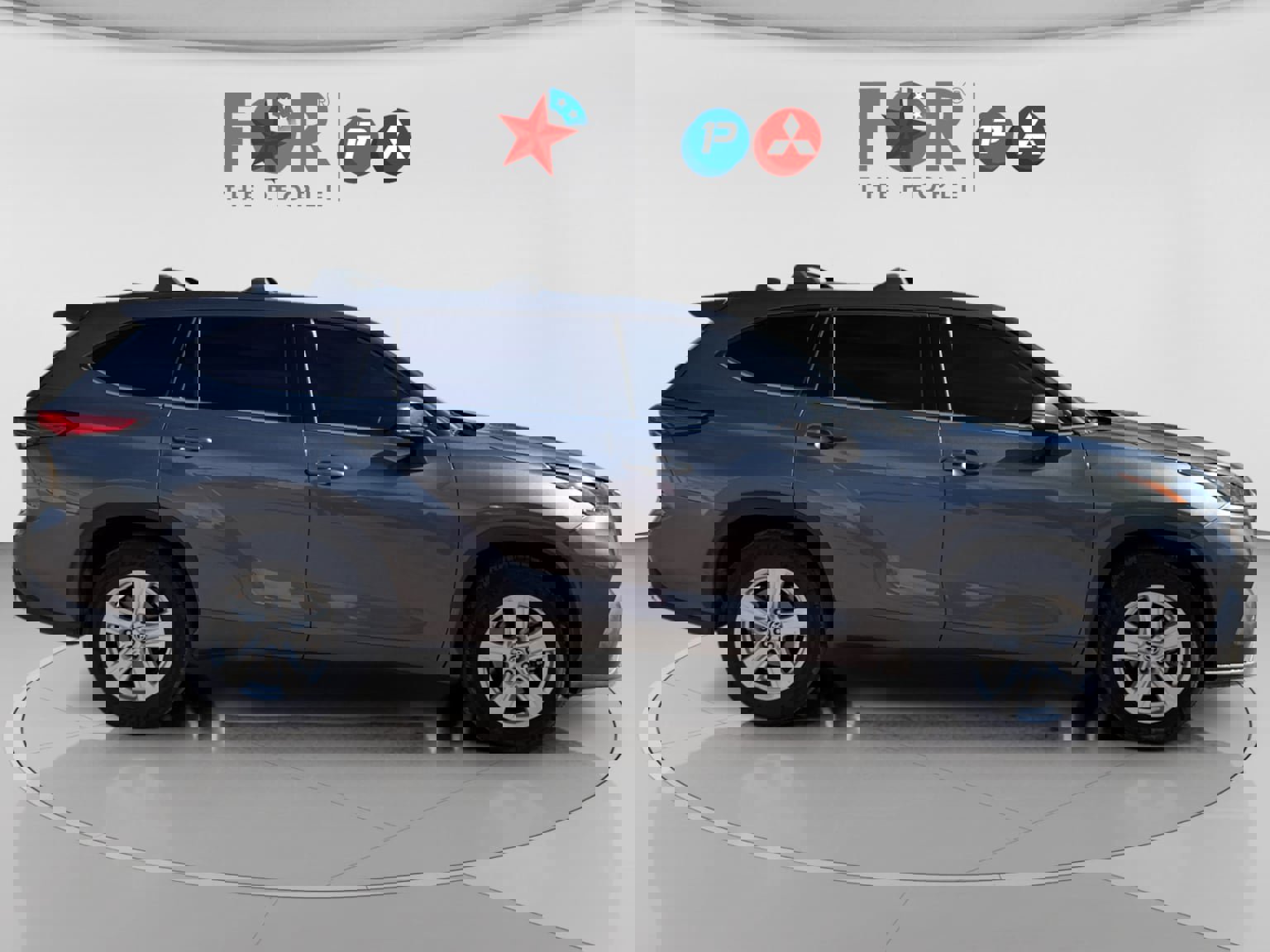 Used 2021 Toyota Highlander LE image 6