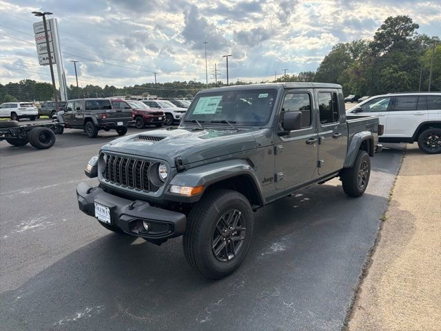 New 2025 Jeep Gladiator Sport image 3