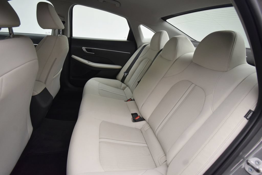 Used 2023 Hyundai Sonata SE w/ Cargo Package FWD image 23