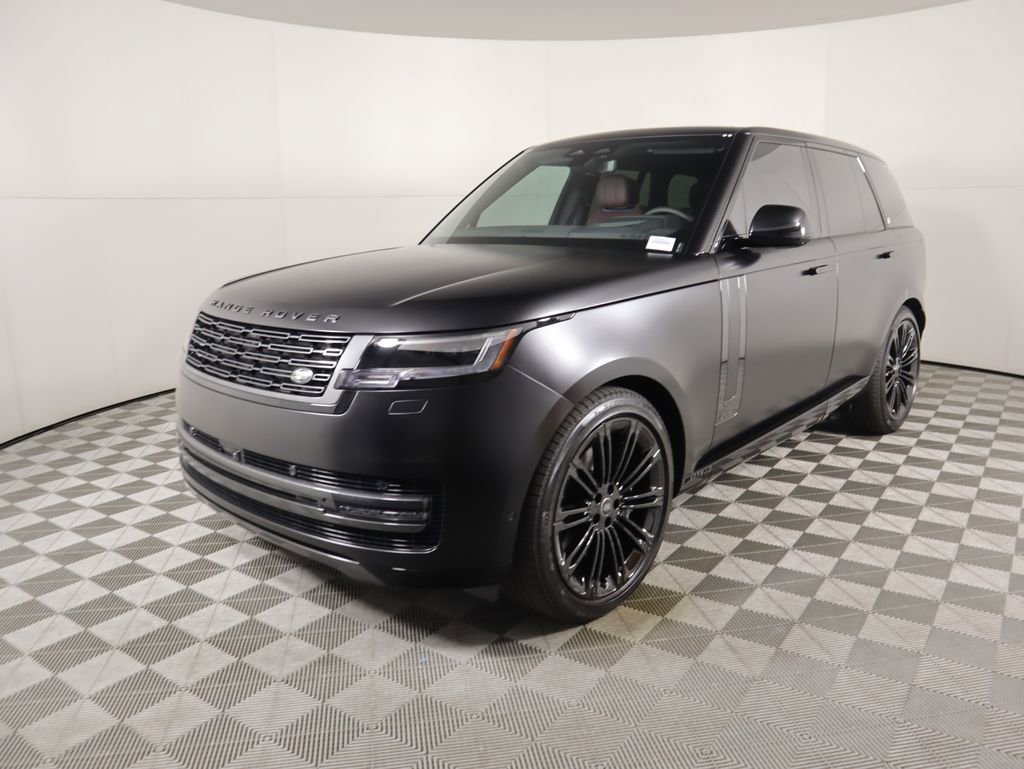 New 2025 Land Rover Range Rover SE