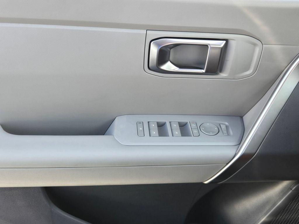 New 2027 Kia Seltos S FWD image 13