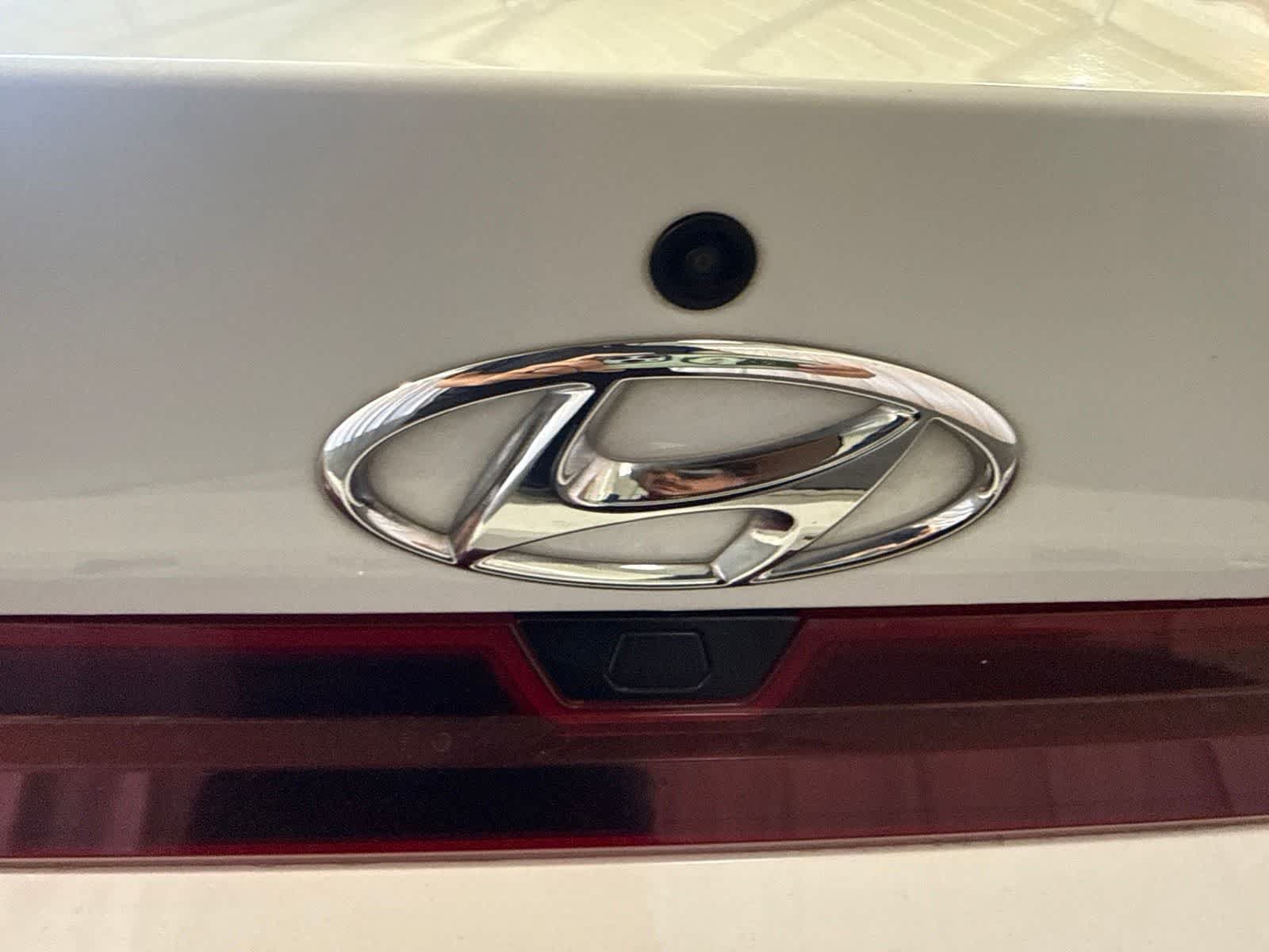 Used 2021 Hyundai Elantra SEL FWD image 13