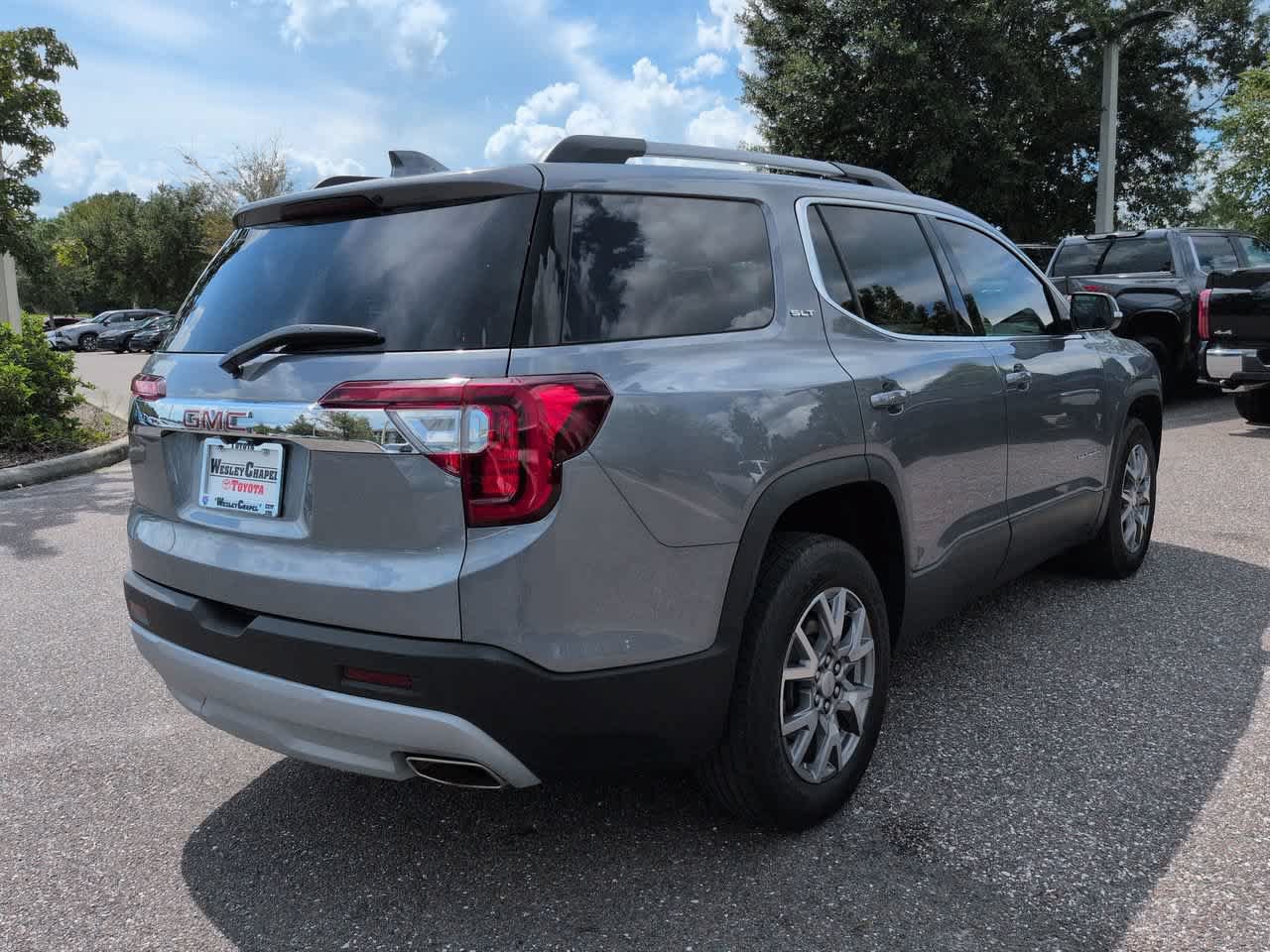Used 2021 GMC Acadia SLT w/ Preferred Package AWD/4WD image 6