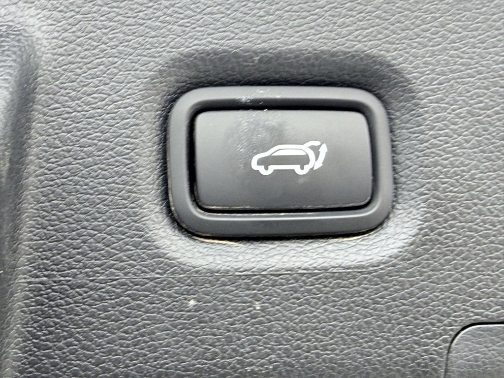 Used 2023 Hyundai Santa Fe Calligraphy image 16