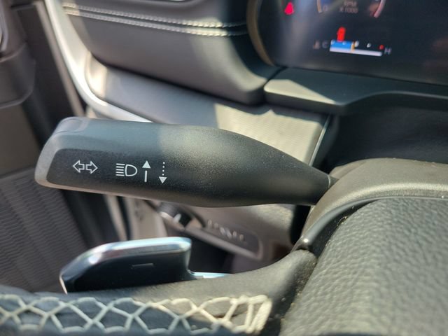 Used 2024 Jeep Grand Cherokee Altitude AWD/4WD image 17