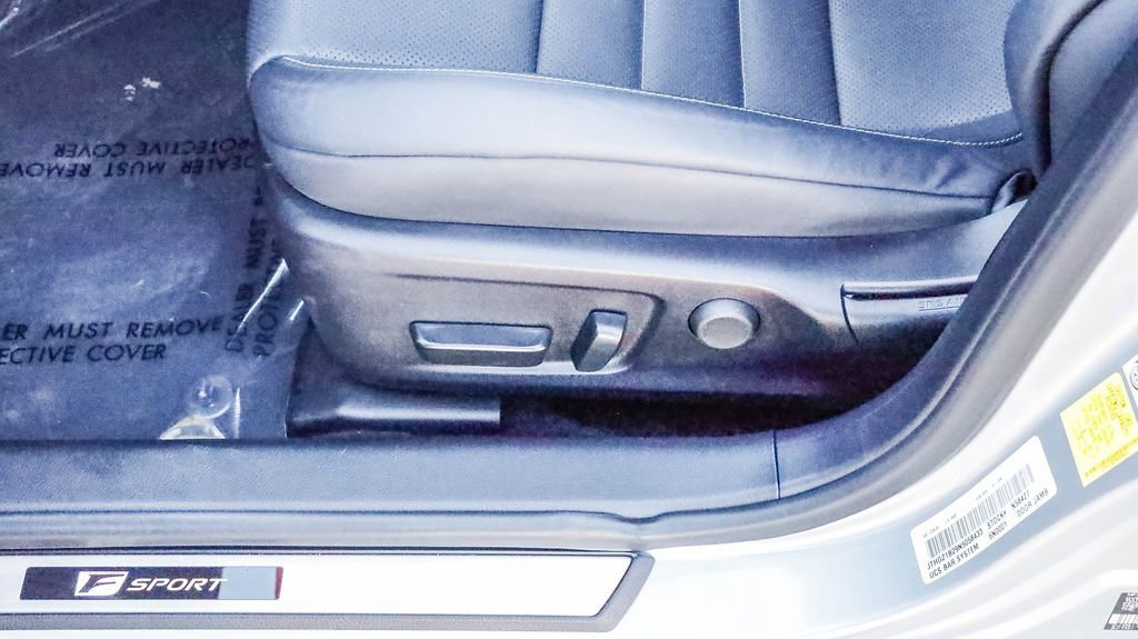 Used 2022 Lexus IS 350 F Sport w/ Navigation Package image 22