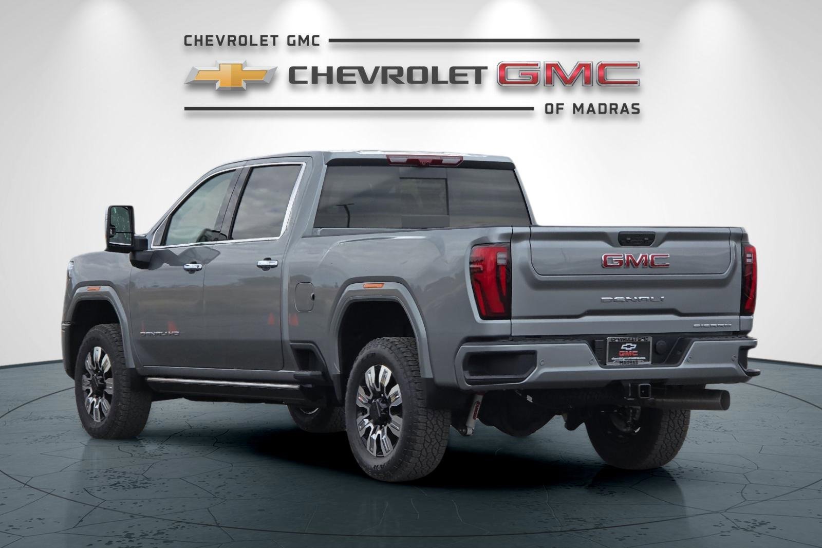 New 2026 GMC Sierra 2500 Denali w/ Denali Reserve Package image 5