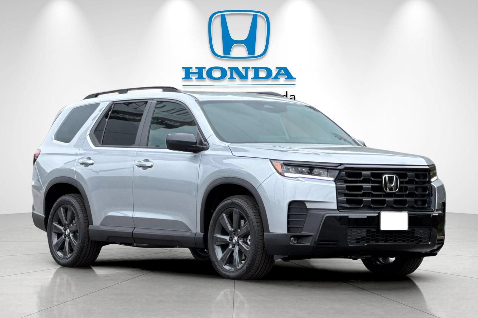 New 2026 Honda Pilot Sport image 8