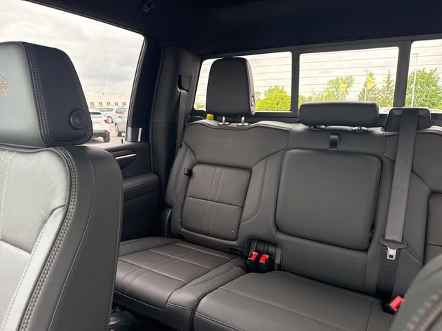 New 2026 Chevrolet Silverado 2500 High Country w/ Midnight Edition AWD/4WD image 29