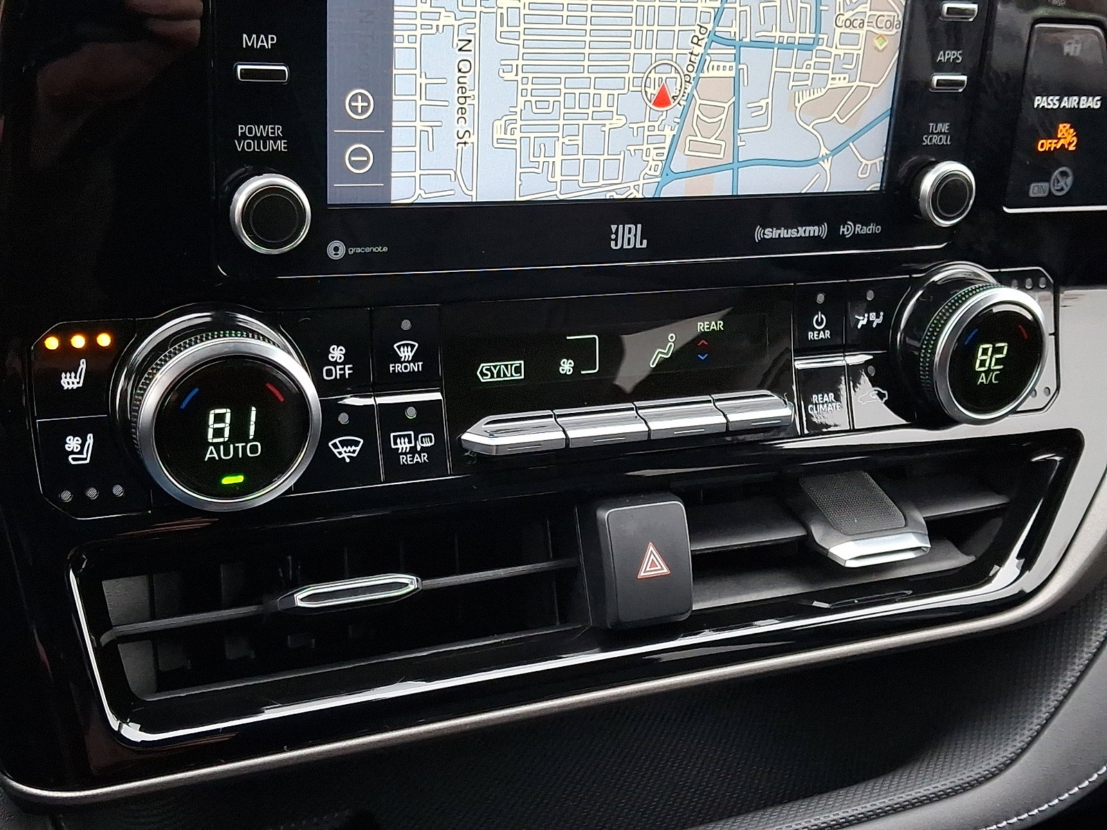 Used 2020 Toyota Highlander Limited image 17