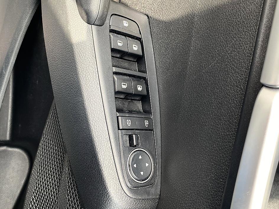 Used 2021 Kia Seltos LX image 10