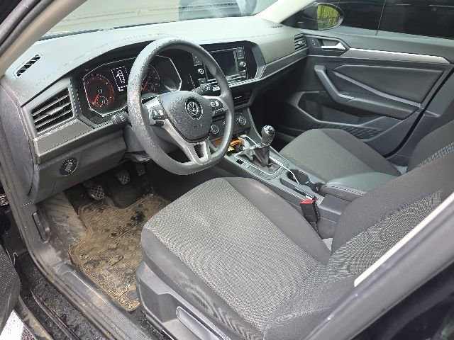 Used 2019 Volkswagen Jetta S w/ Driver Assistance Package FWD image 8