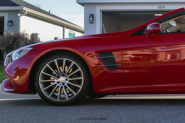 Used 2017 Mercedes-Benz SL 450 image 4