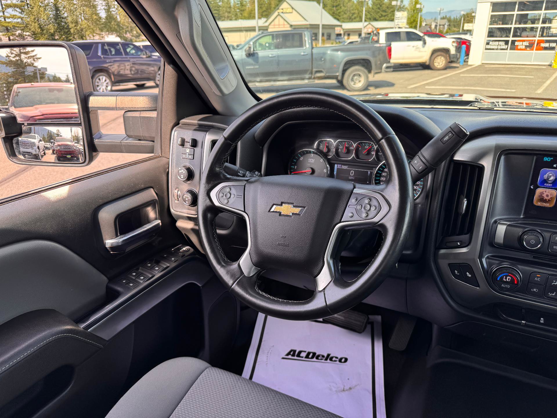 Used 2017 Chevrolet Silverado 2500 LT w/ LT Convenience Package AWD/4WD image 20