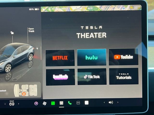 Used 2024 Tesla Model Y Long Range image 18