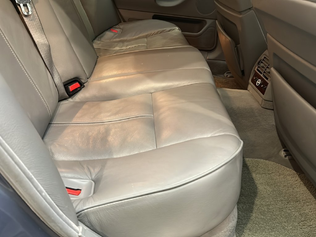 Used 2001 BMW 740i RWD image 22