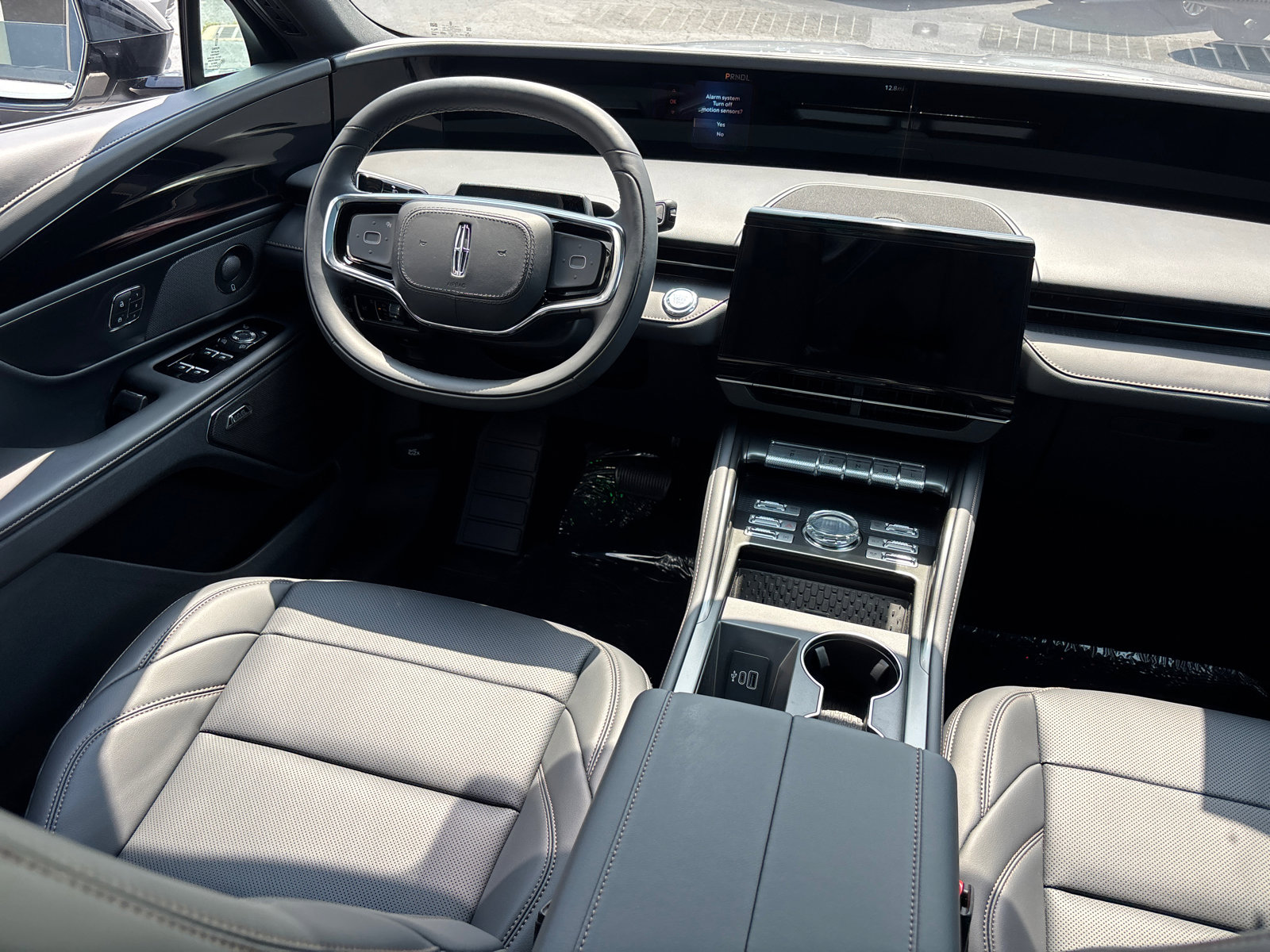 New 2025 Lincoln Nautilus Premier w/ Equipment Group 102A image 32