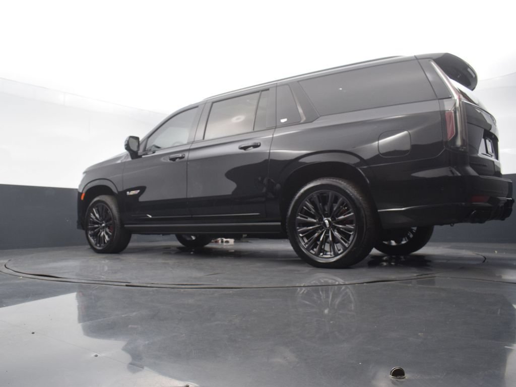 Certified 2023 Cadillac Escalade ESV V w/ Heavy-Duty Trailer Package AWD/4WD image 56