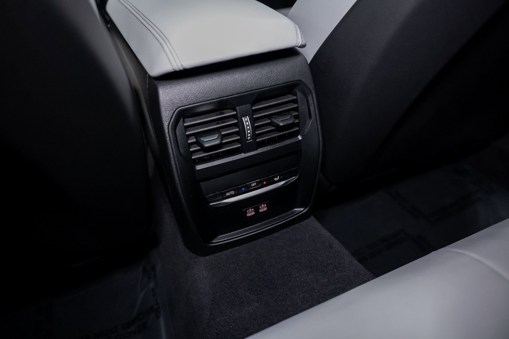 Used 2025 BMW M3 Competition w/ Executive Package image 43