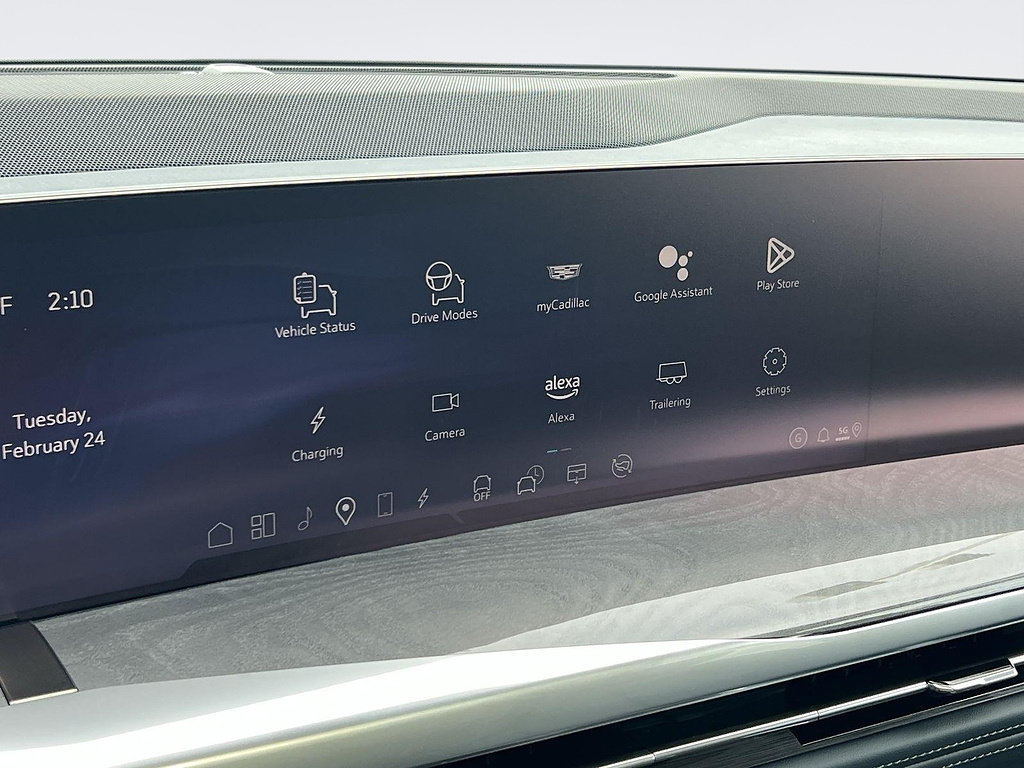 New 2025 Cadillac Escalade IQ Luxury 2 AWD/4WD image 17
