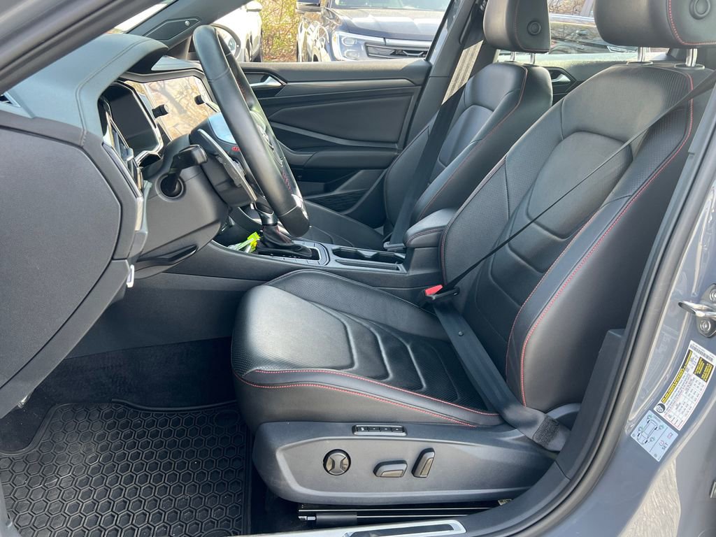 Used 2021 Volkswagen Jetta GLI Autobahn w/ GLI Autobahn Black Package image 17