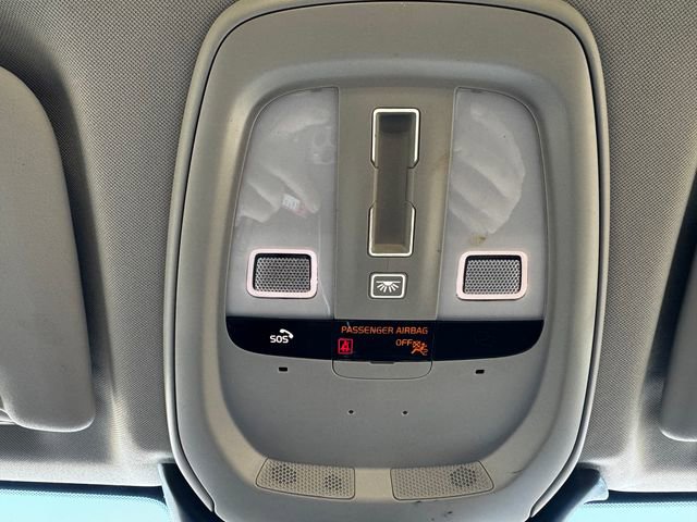 Used 2023 Volvo XC60 B5 Core image 35