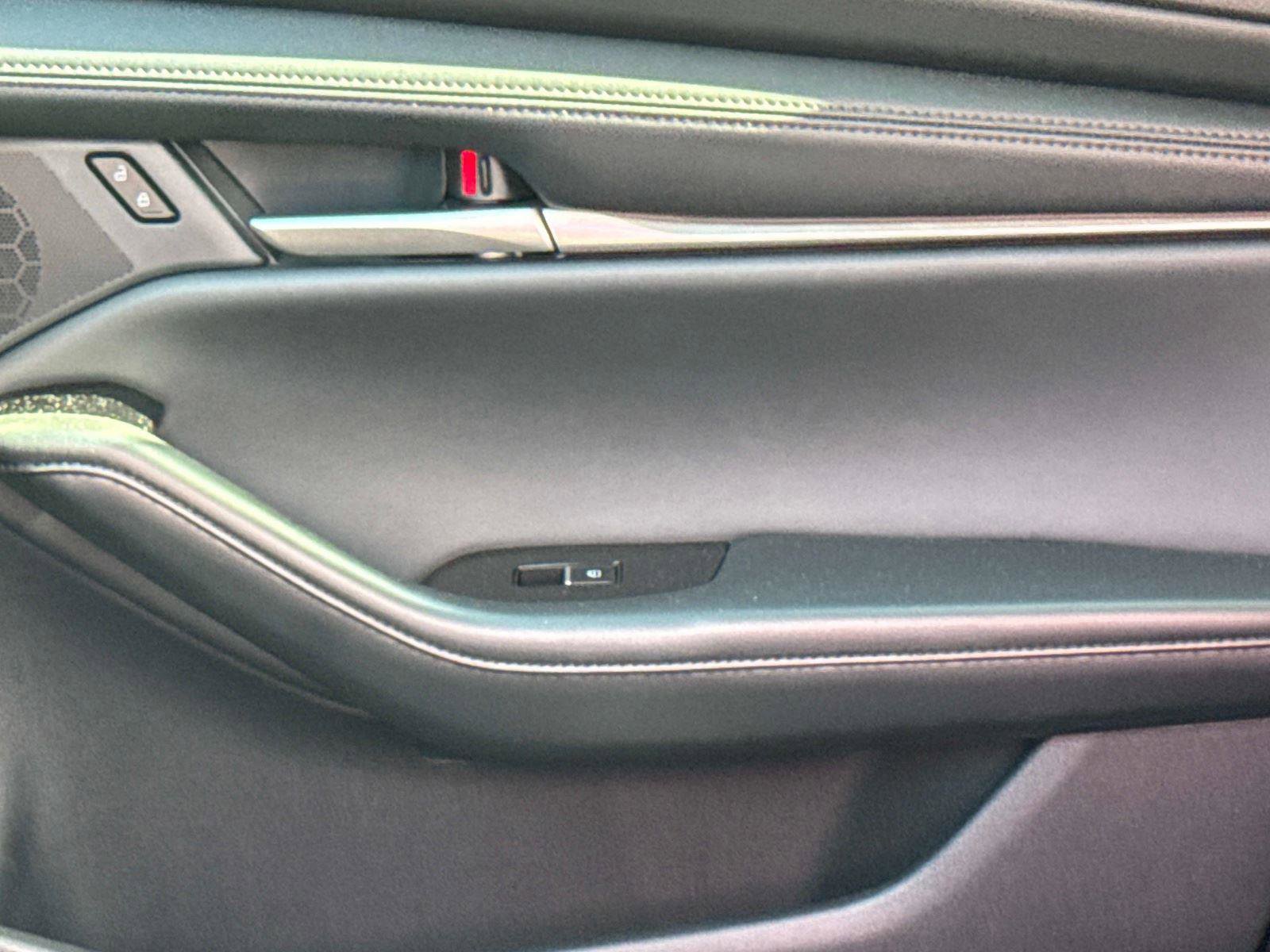 Certified 2024 MAZDA MAZDA3 s image 18