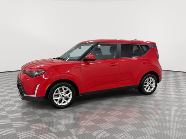Used 2024 Kia Soul LX w/ Option Group 015 FWD image 5