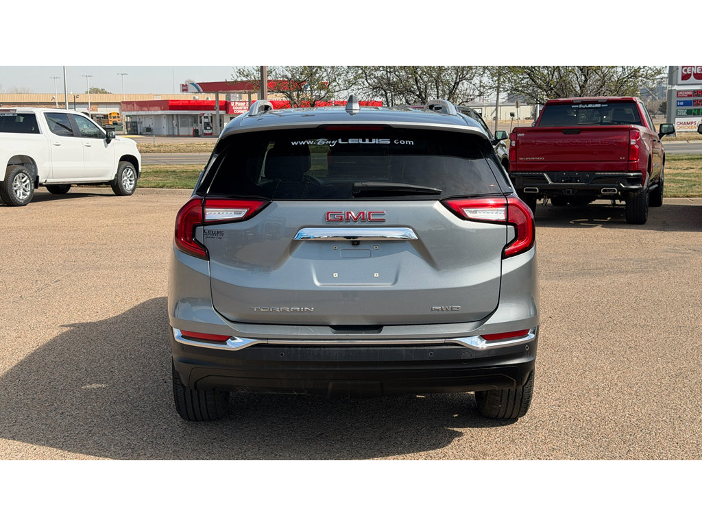 Certified 2023 GMC Terrain SLT w/ Tech Package image 6