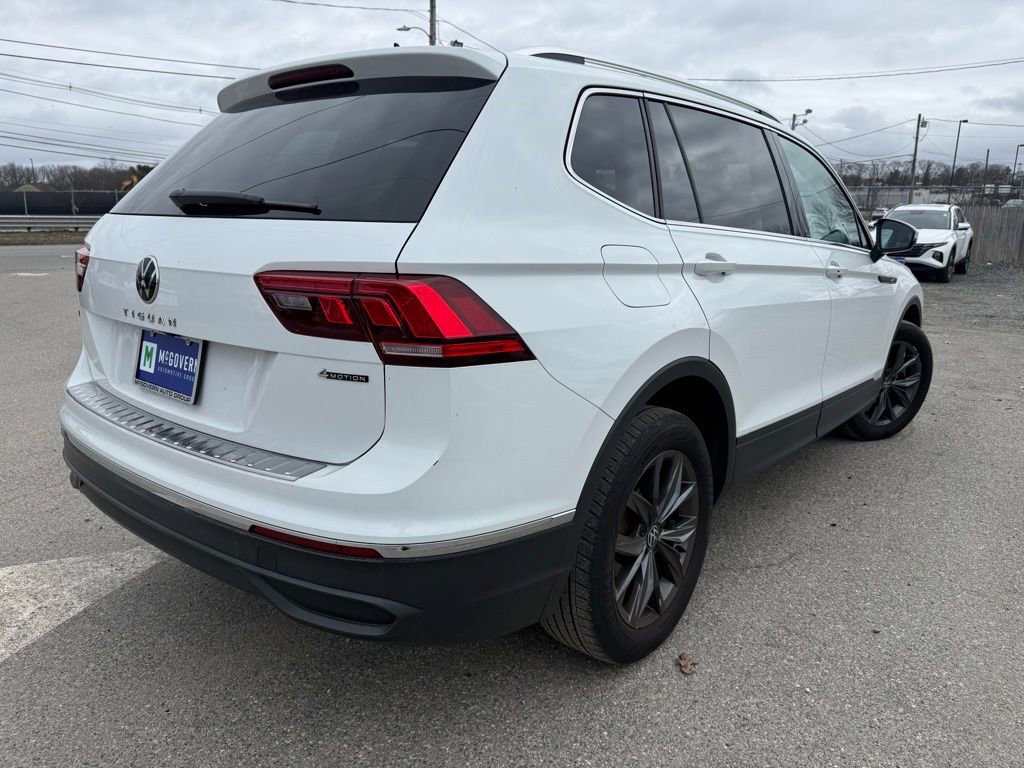 Used 2022 Volkswagen Tiguan SE image 5