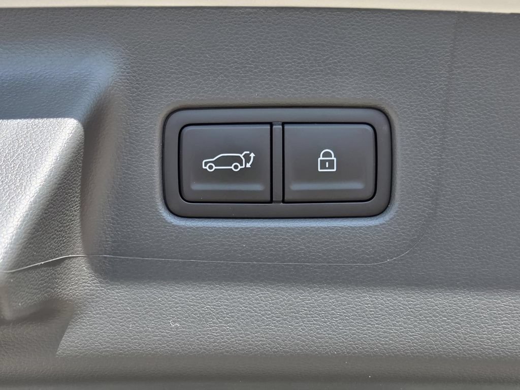 New 2027 Hyundai Santa Fe SE FWD image 7