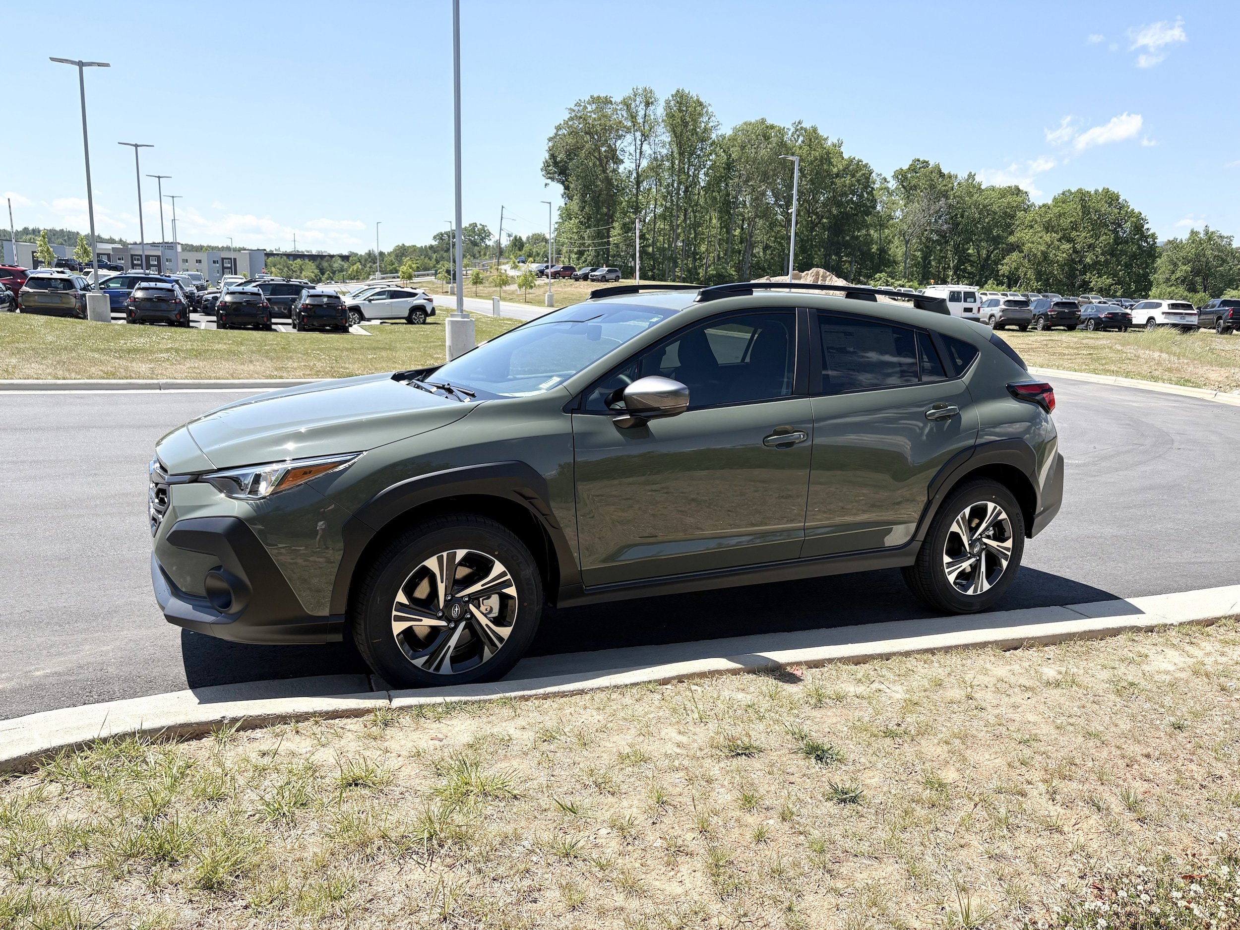 New 2026 Subaru Crosstrek 2.0i Premium AWD/4WD image 4