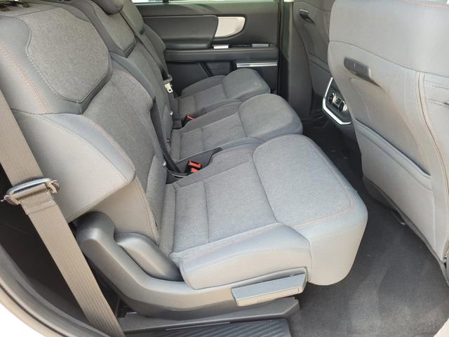 Used 2025 Ford Expedition Active RWD image 13