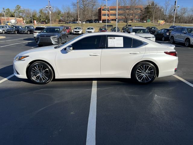 Used 2025 Lexus ES 300h w/ Premium Package image 6
