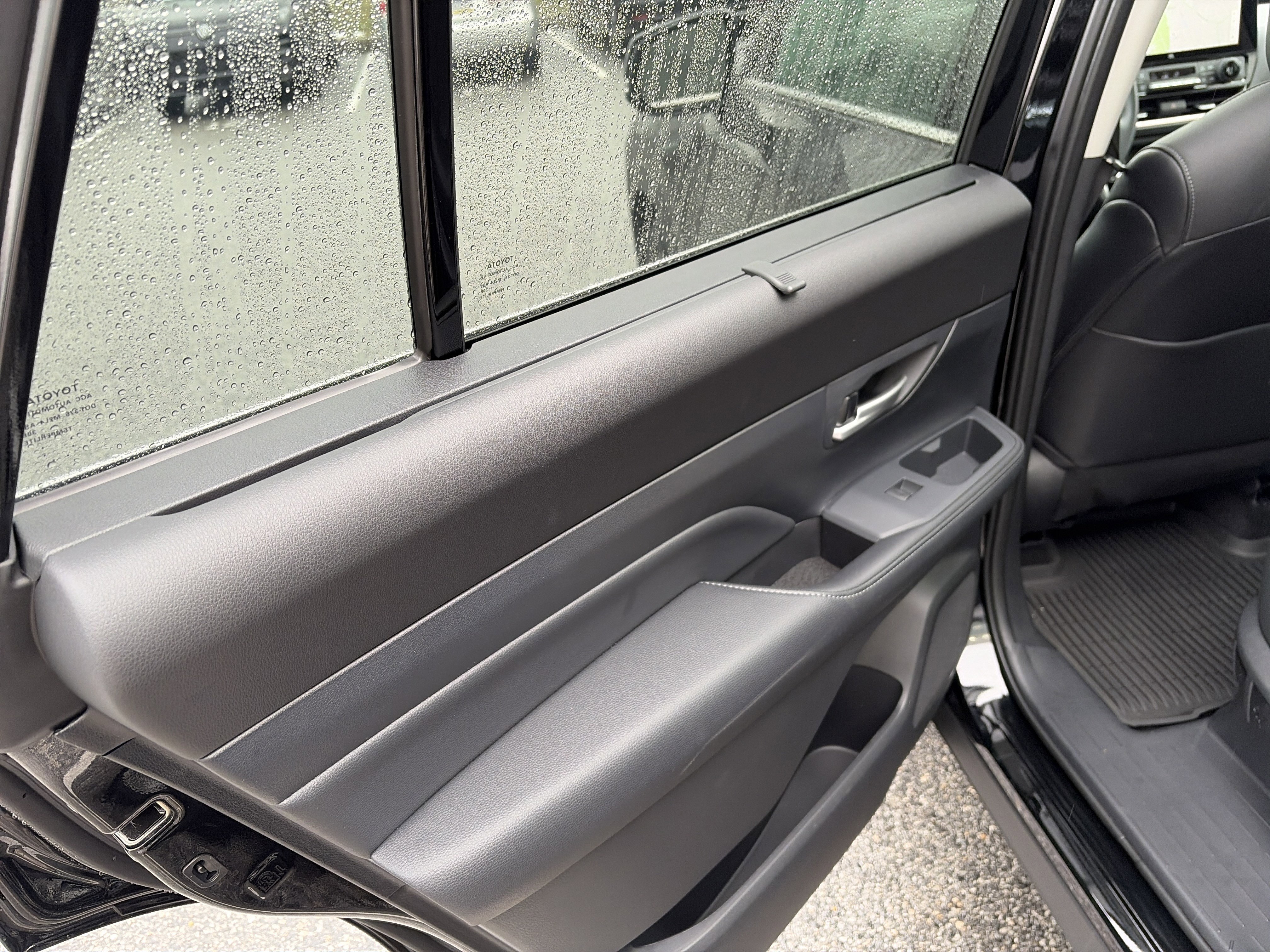 Used 2025 Toyota Grand Highlander AWD Hybrid image 13