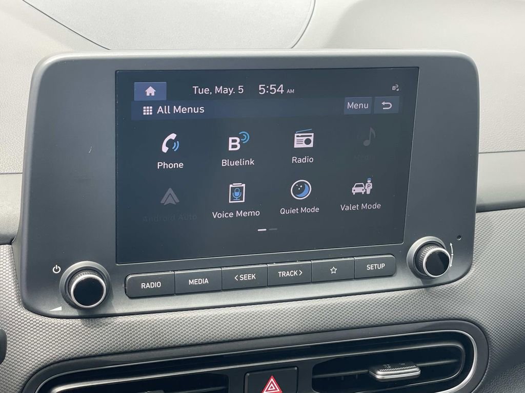 Used 2023 Hyundai Kona SEL FWD image 11